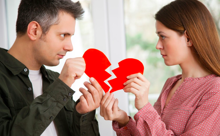 镇江离婚如何申请财产保全冻结对方账户